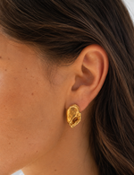 Load image into Gallery viewer, Mandorla Earrings Gold Plate
