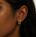 Load image into Gallery viewer, Cubo earrings Gold Plate
